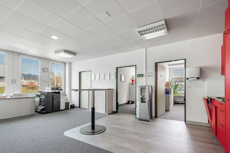 Neuer Firmensitz gesucht? Gewerbe-, Produktions- und Lagerflächen mit Büro ab 5'000 m² (10)