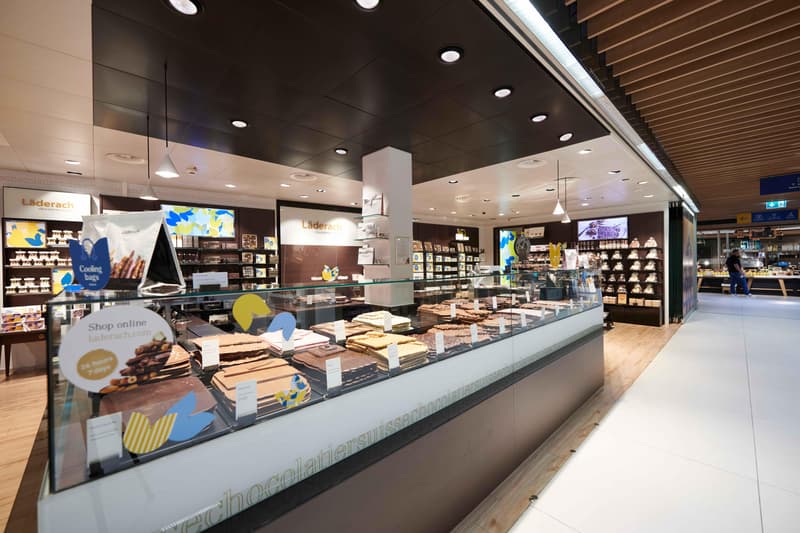 Frequently Visited Corner Retail Space 82 m² Würenlos Highway Rest Stop (3)