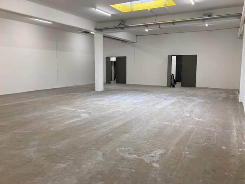 Mix & Match - Due aree di stoccaggio con una superficie totale di 260 m²! (3)
