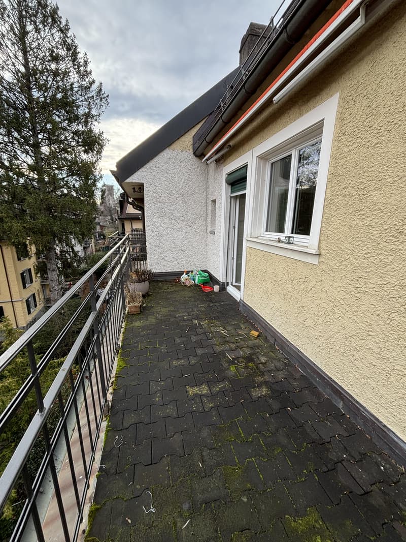 Appartement mansardé charmant dans un emplacement calme et attractif ! (8)