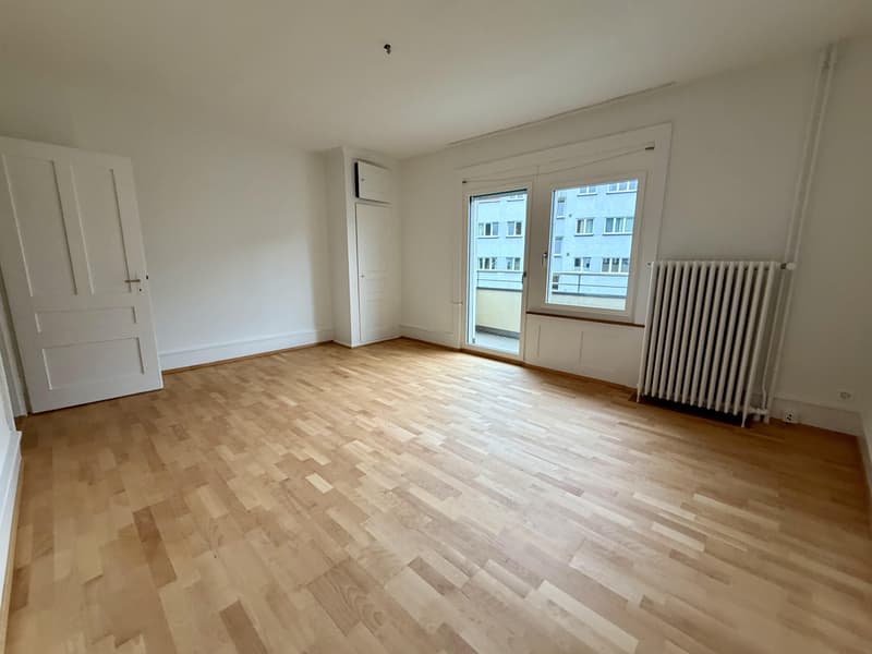 Exklusive 3.5-Zimmer-Maisonettewohnung mit Cheminée im beliebten Kreis 8 (5)