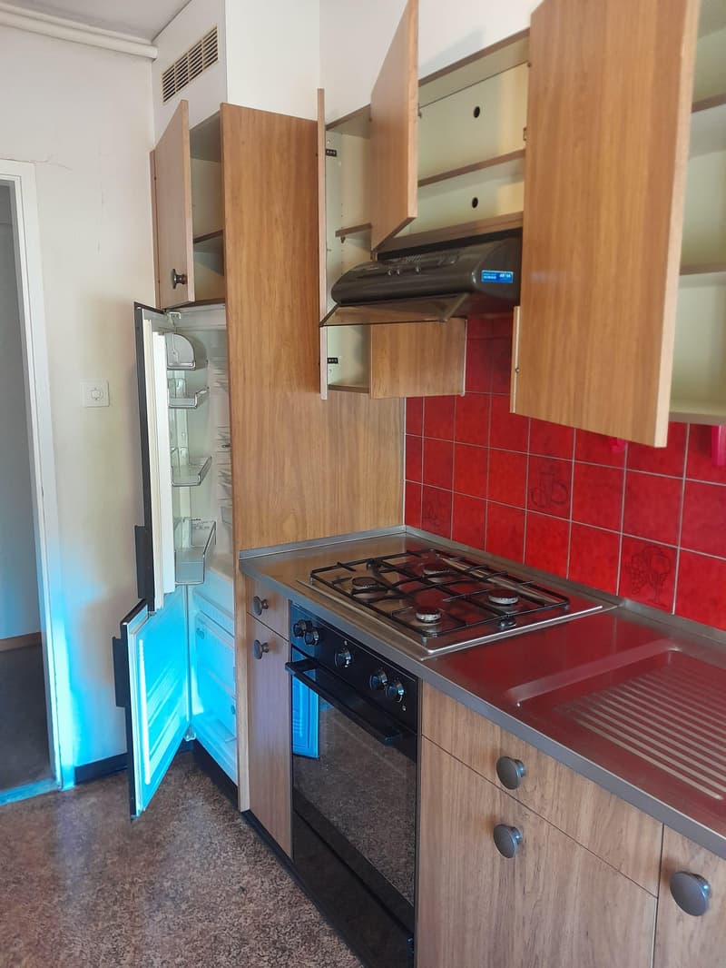 2.0 Zimmerwohnung in Schlieren (befristet) (3)