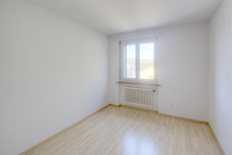 Attraktive Erdgeschosswohnung mit idealer Lage nahe Zürich (6)