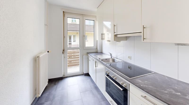 Wunderschöne Altbauwohnung an begehrter Lage (4)