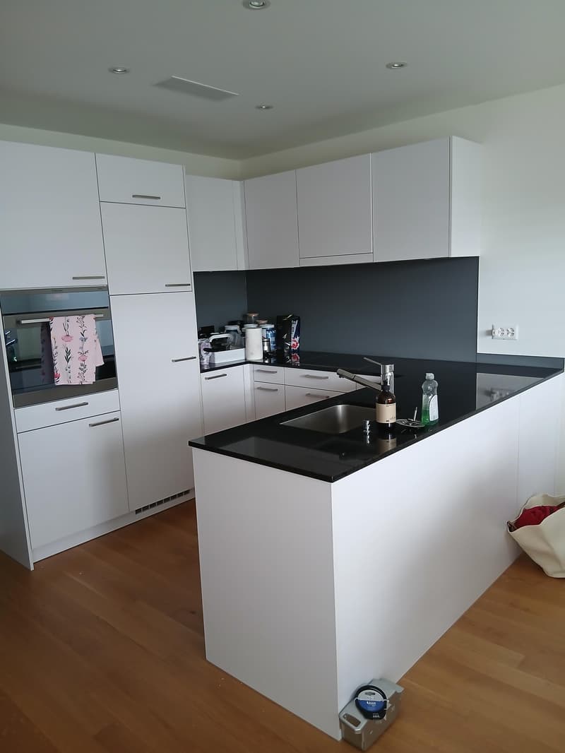 Modernes Zuhause in idyllischer Lage - 2.5 Zimmerwohnung in Wald ZH (3)