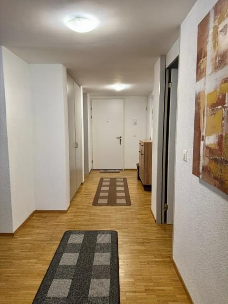 Attraktive 4.5 Zimmerwohnung in Glattbrugg (4)