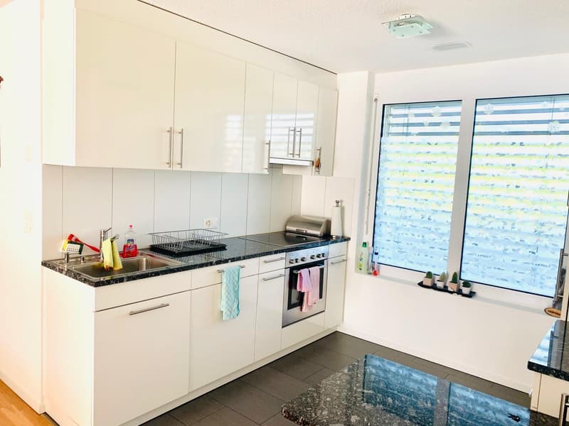 Charmante 3.5 Zimmerwohnung in Neuenhof (2)