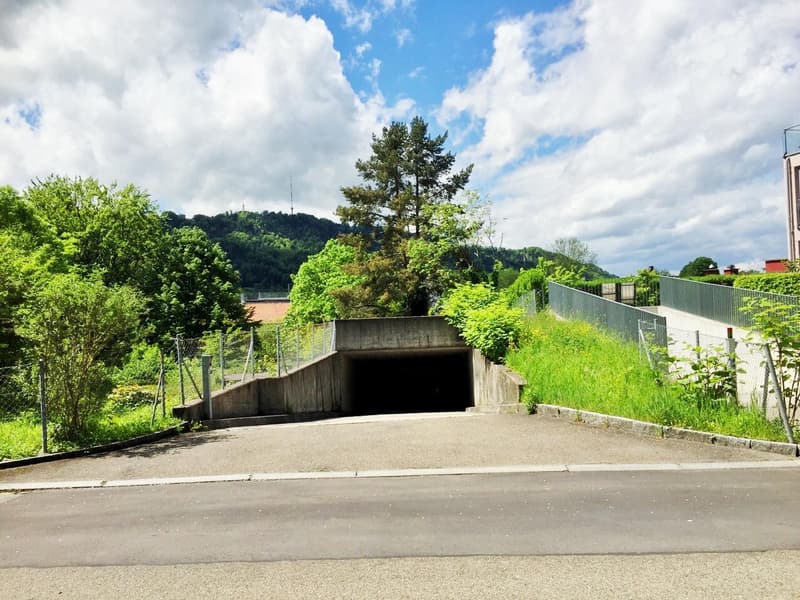 Bereit für die Motorradsaison 2025? Wir haben den perfekten Motorradabstellplatz für Sie! (1)