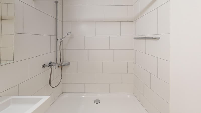 Wohlfühlen auf 2.5 Zimmer modern wohnen in Bülach (5)