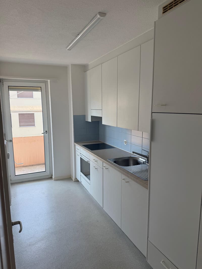 Helle 3-Zimmerwohnung an zentraler Lage (2)