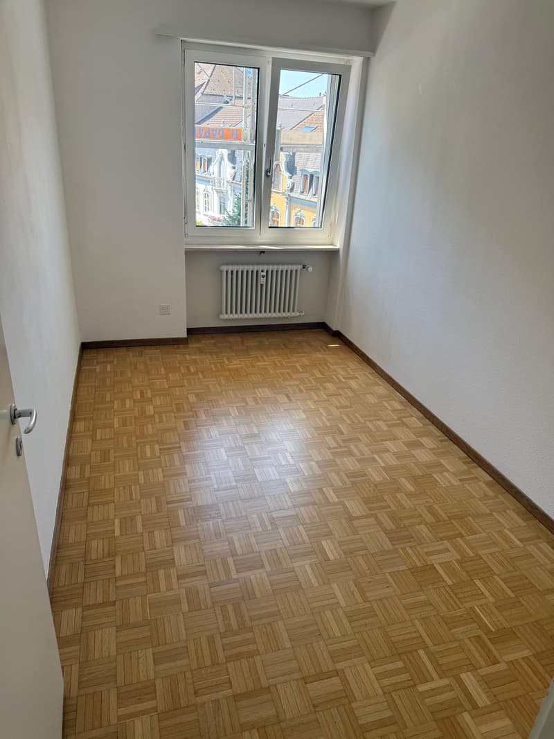 Helle 3-Zimmerwohnung an zentraler Lage (4)