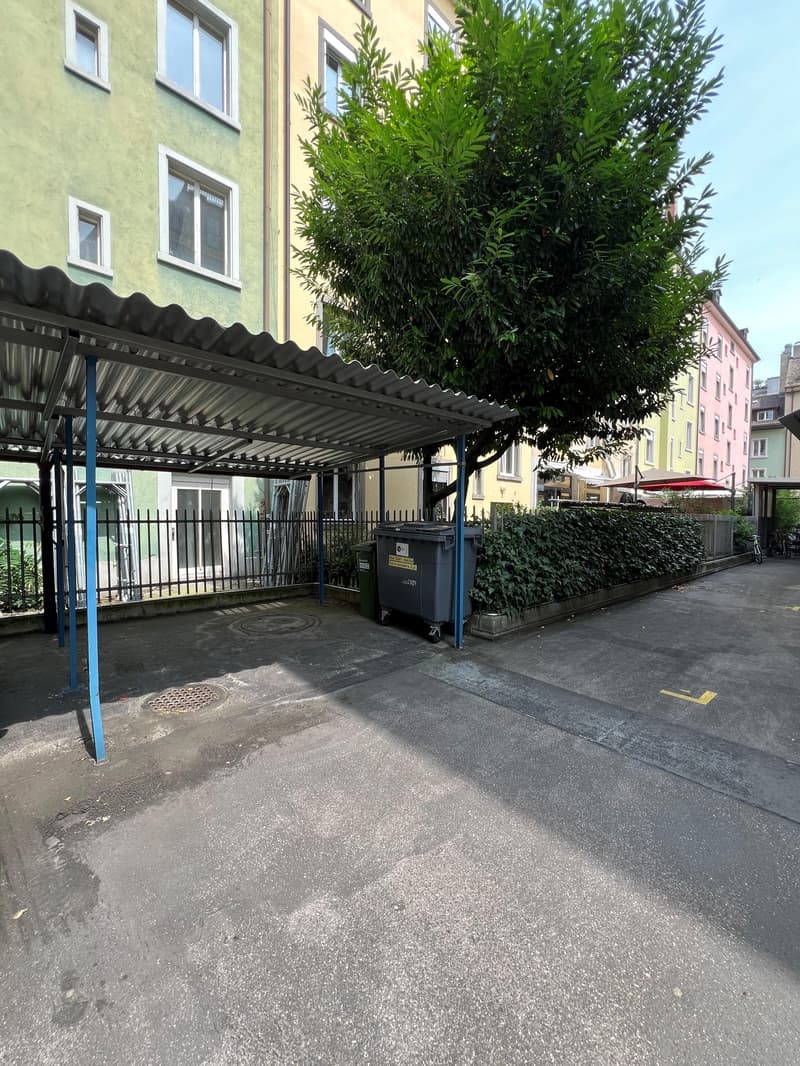Parkplatz zu vermieten in 8004 Zürich! (2)
