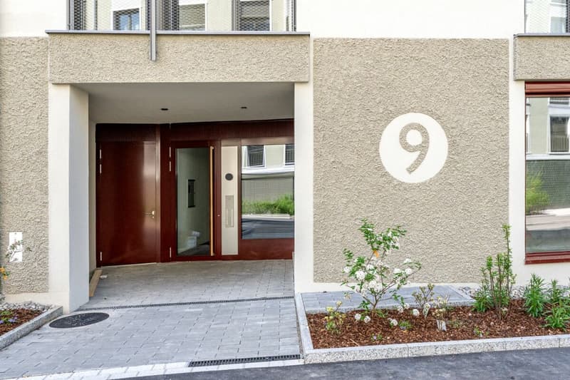 Ihr nächster Standort mit Schaufensterfront: mitten in Zürich-Oerlikon (11)