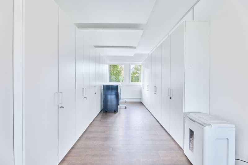 Hochwertig ausgebaute Büro- und Geschäftsfläche (10)