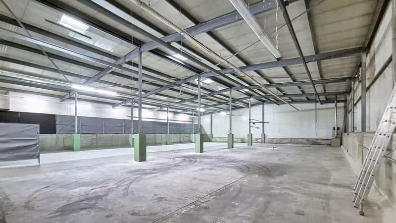 Lot 2