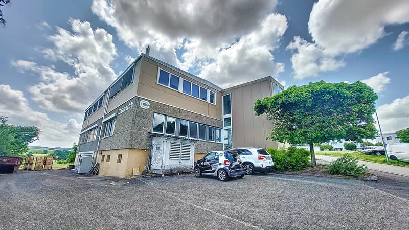 Locaux commerciaux / industriels à Cressier / FR (3)