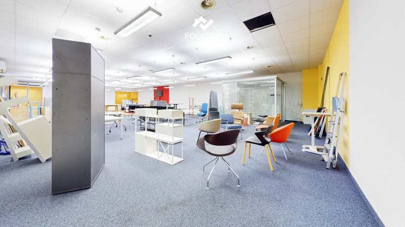 Vielseitig nutzbare Gewerbefläche im Zentrum von Lengnau - mit flexiblem Raumkonzept (14)