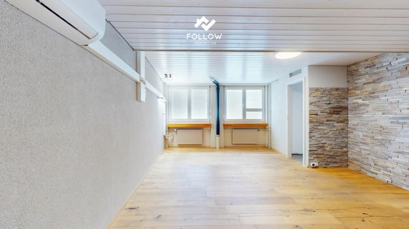 Vielseitig nutzbare Gewerbefläche im Zentrum von Lengnau - mit flexiblem Raumkonzept (10)