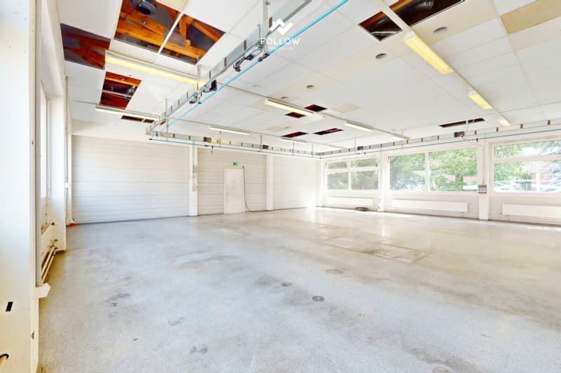 Moderne Gewerbehalle mit Büro und vielseitigem Nutzungspotenzial in Marly (16)