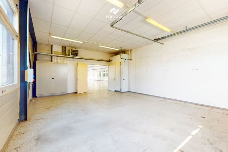 Moderne Gewerbehalle mit Büro und vielseitigem Nutzungspotenzial in Marly (21)