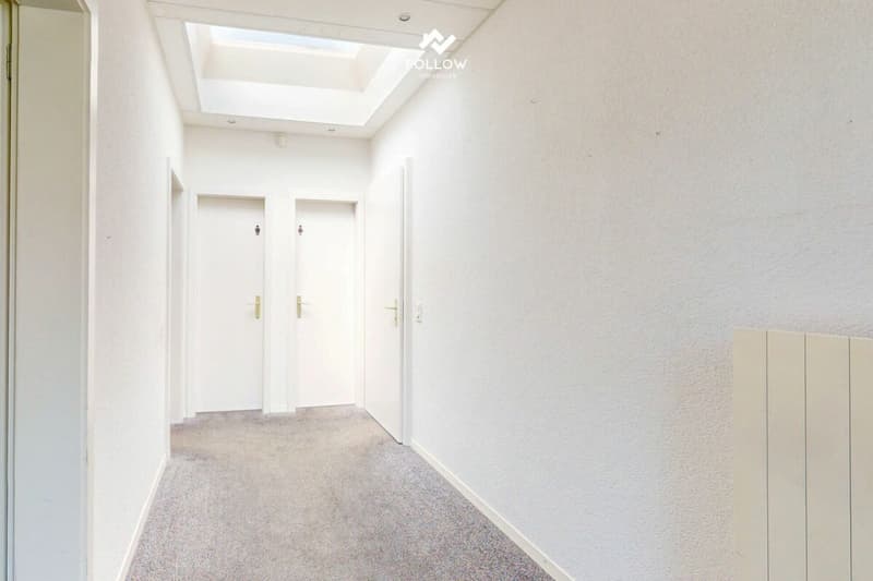Moderne Gewerbehalle mit Büro und vielseitigem Nutzungspotenzial in Marly (7)