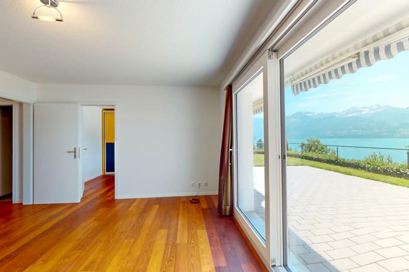 4,5-Zimmer-Oase am Thunersee mit Blick auf den Niesen Kopie (17)
