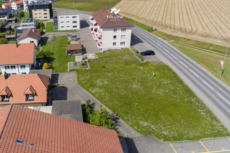 Immeuble locatif avec potentiel de développement et parcelle constructible supplémentaire à Heitenried (5)