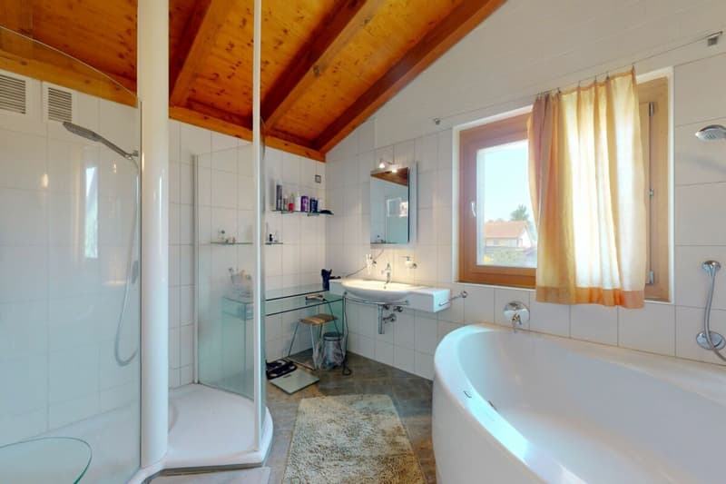 Charmante maison avec terrain à bâtir (24)