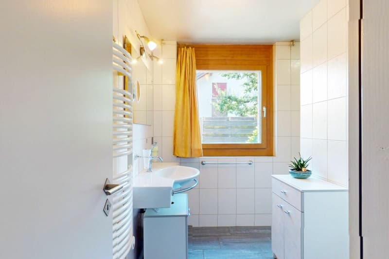 Charmante maison avec terrain à bâtir (17)
