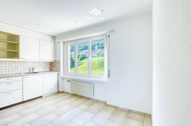 Ruhige 4.5-Zimmer-Wohnung mit atemberaubender Weitsicht (7)