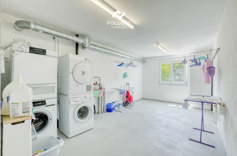 Idylle trifft auf Eleganz: Grosszügige 4.5-Zimmer-Wohnung an schöner Grünlage (19)