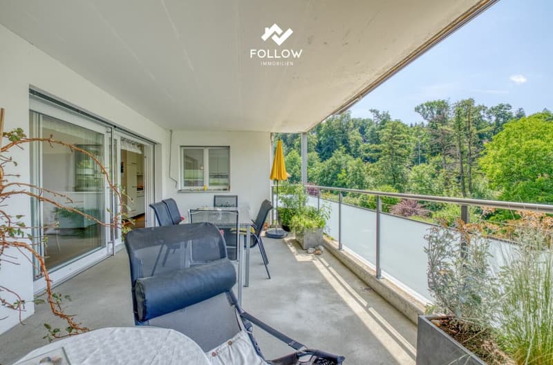 Idylle trifft auf Eleganz: Grosszügige 4.5-Zimmer-Wohnung an schöner Grünlage (3)