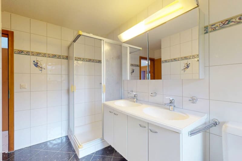 Zwei Wohnungen, ein Zuhause voller Möglichkeiten (16)