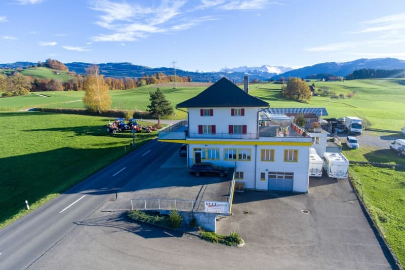 Charmante Wohnhaushälfte mit Werkstatt und Alpenpanorama (1)
