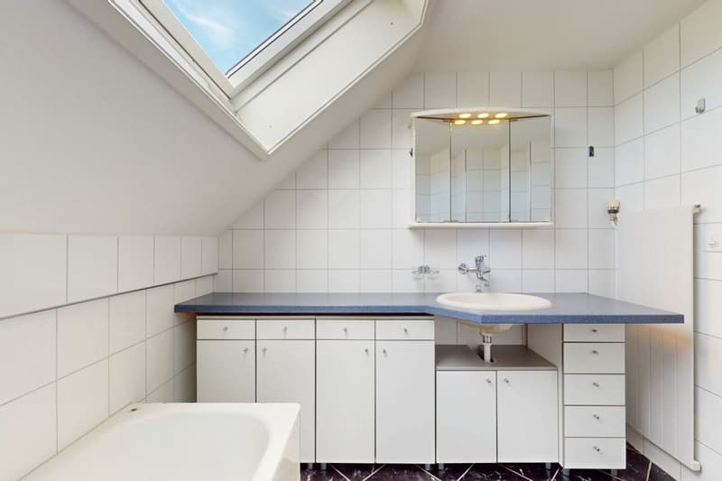 aussergewöhnliche 3,5-Zimmer-Wohnung mit viel Charme und 2 Terrassen (13)