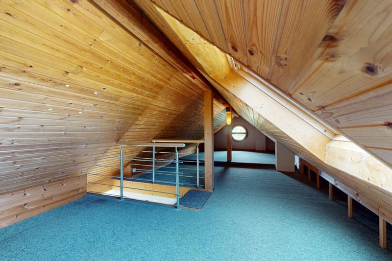 aussergewöhnliche 3,5-Zimmer-Wohnung mit viel Charme und 2 Terrassen (18)