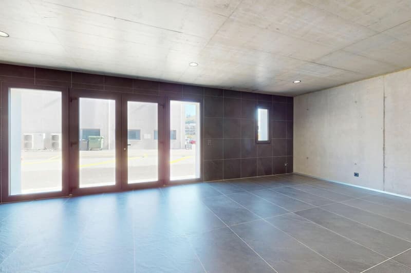 Gewerbelokal / Renditeobjekt (4)