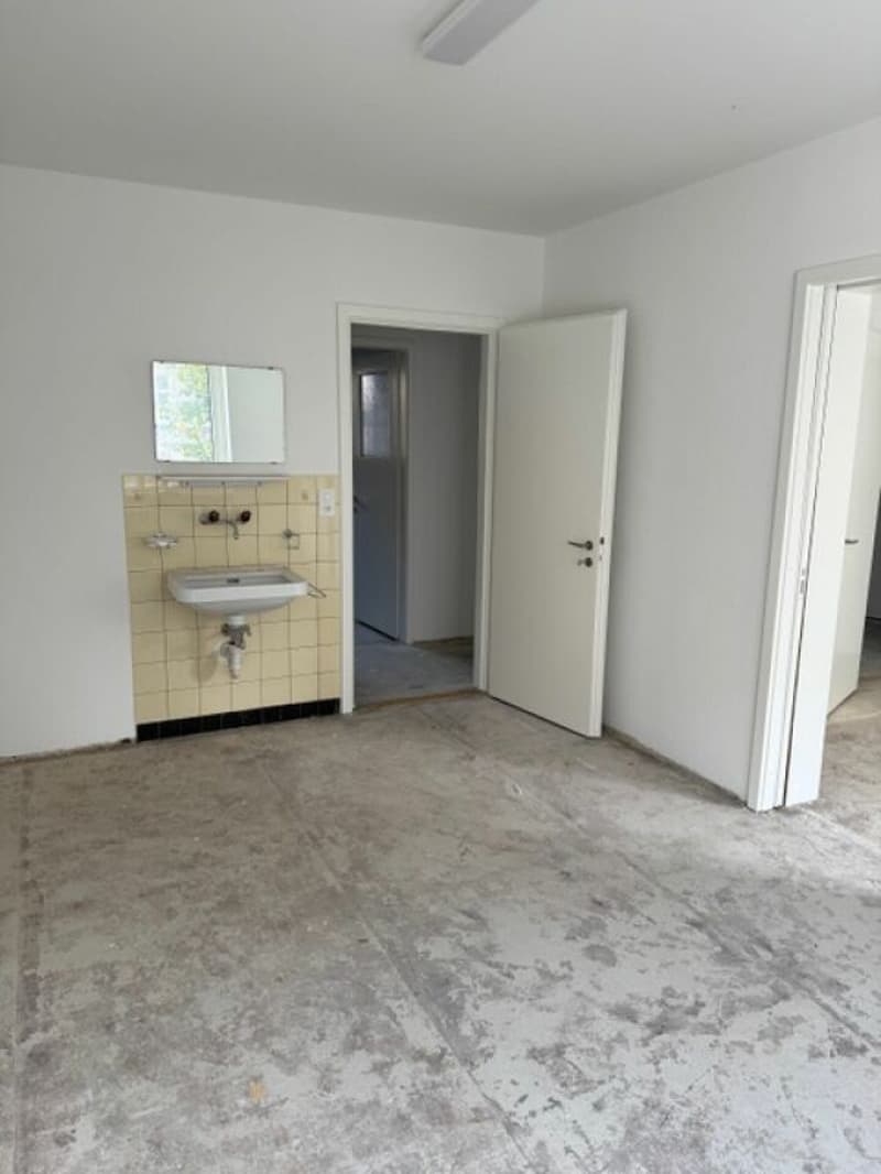 Gewerberaum / Büro / Therapieraum an bester Lage zu vermieten (6)