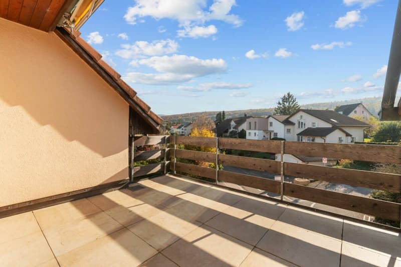 Maisonettewohnung mit Cheminée, Gartensitzplatz und 2 Aussenparkplätzen! (13)