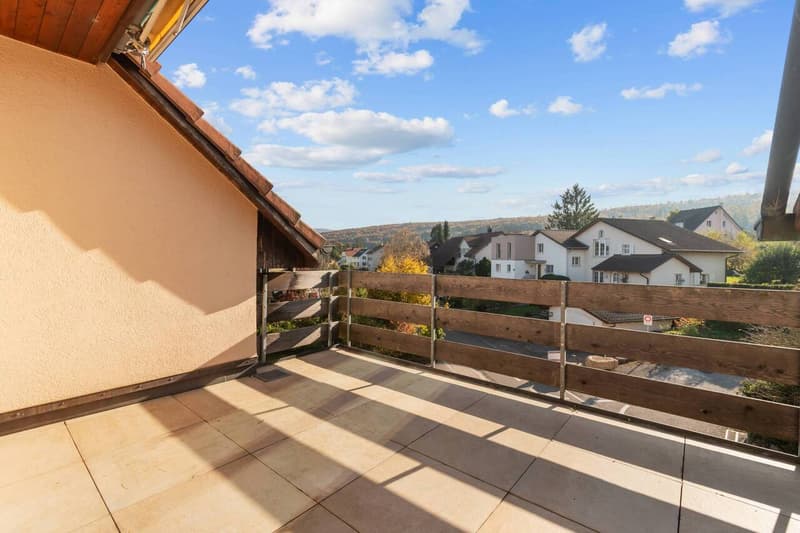 Maisonettewohnung mit Cheminée, Gartensitzplatz und 2 Aussenparkplätzen! (13)