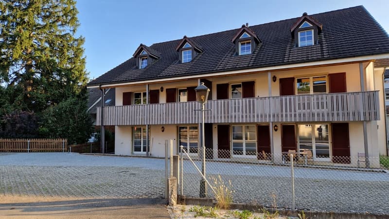 Ruhige Lage mit gedecktem Sitzplatz! (6)