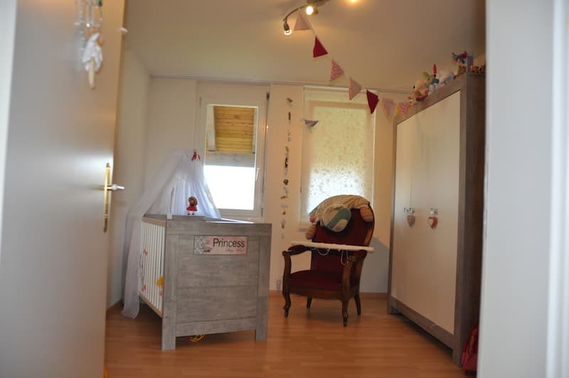 4.5 - Zimmerwohnung mit gedecktem Balkon im Dorfkern von Seltisberg! (8)