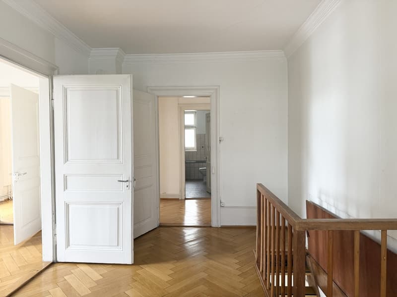 Duplex 4.5-Zimmerwohnung im 1. & 2. OG an bester Lage im Gundeli! (7)