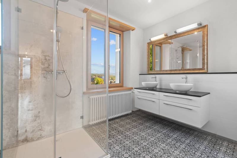 Mehrgeschossige Dachwohnung mit Balkon und fantastischer Aussicht! (10)