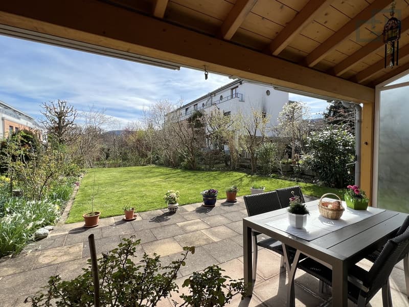 Sonniges Reiheneckhaus mit schönem Garten! (3)