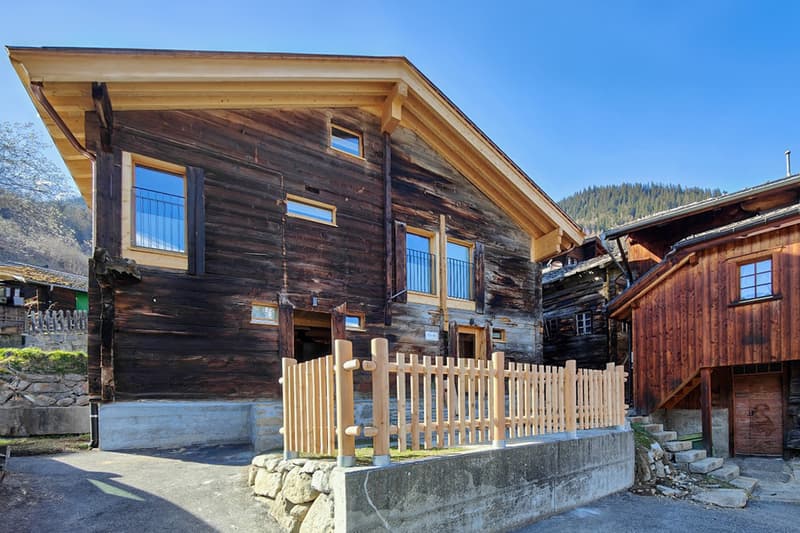 Der Traum vom eigenen Chalet in den Bergen! (1)