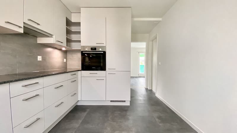 Moderne 3.5-Zimmer-Wohnung mit grosszügigem Balkon (5)