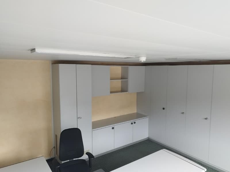 Bureaux de 210m2 au Rez & 1er avec 4 places de parc (5)