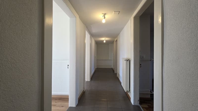 Hall.jpg