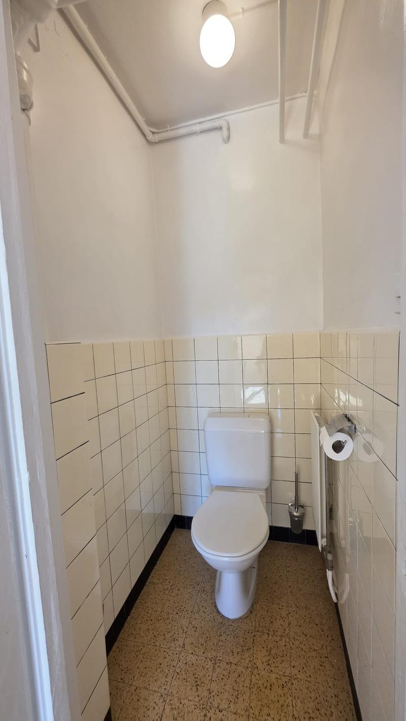 APPARTEMENT AVEC TERRASSE COMMUNE ET GARAGE (10)